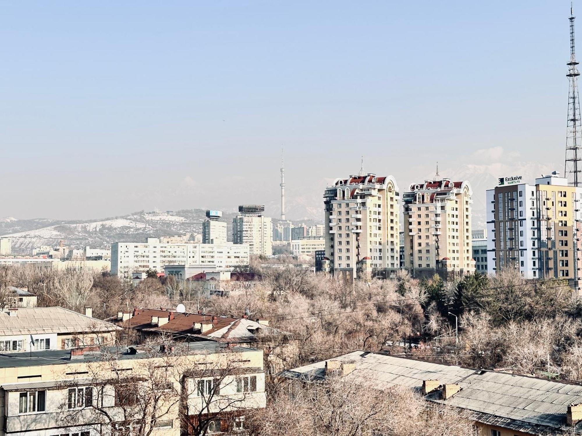 3 Ком Квартира На Абая Сейфуллина Алмати Екстер'єр фото