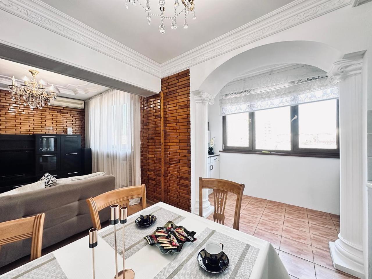 3 Ком Квартира На Абая Сейфуллина Алмати Екстер'єр фото